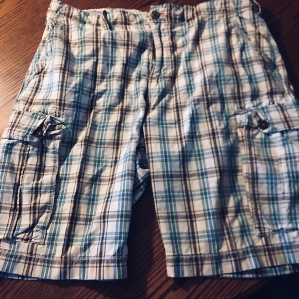 Men’s Abercrombie & Fitch Cargo Shorts sz 38 - Picture 1 of 7